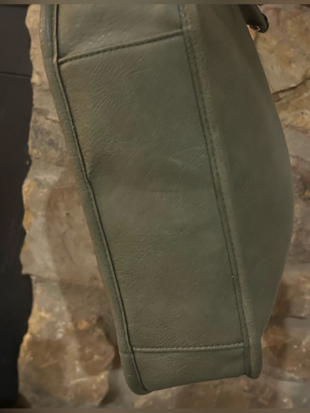 Jen & Co. Chloe Vegan Leather Crossbody Bag - Picture 7 of 16
